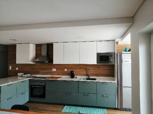 Zelu Apartamento Centro Da กัวร์ดา ภายนอก รูปภาพ
