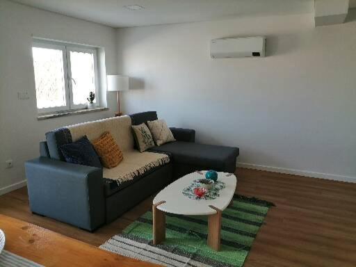 Zelu Apartamento Centro Da กัวร์ดา ภายนอก รูปภาพ